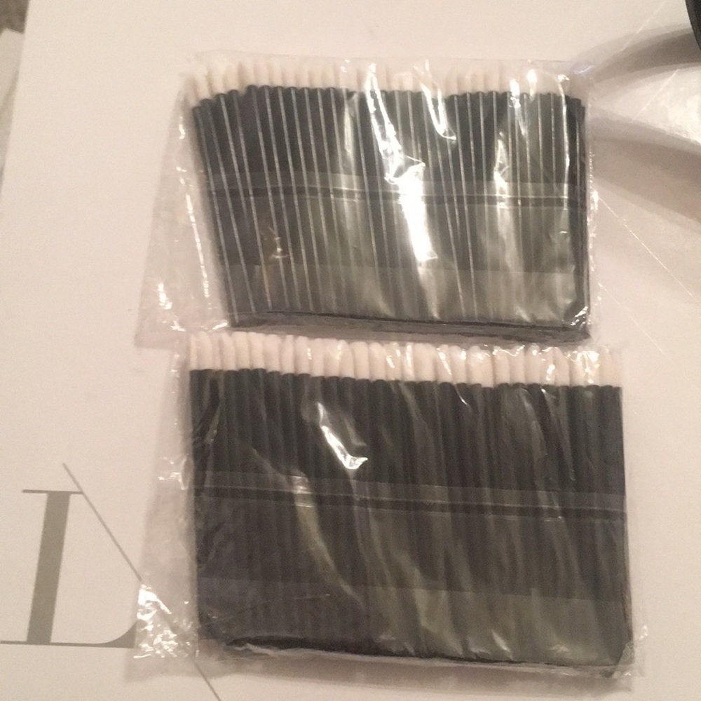 Makeup disposable swabs